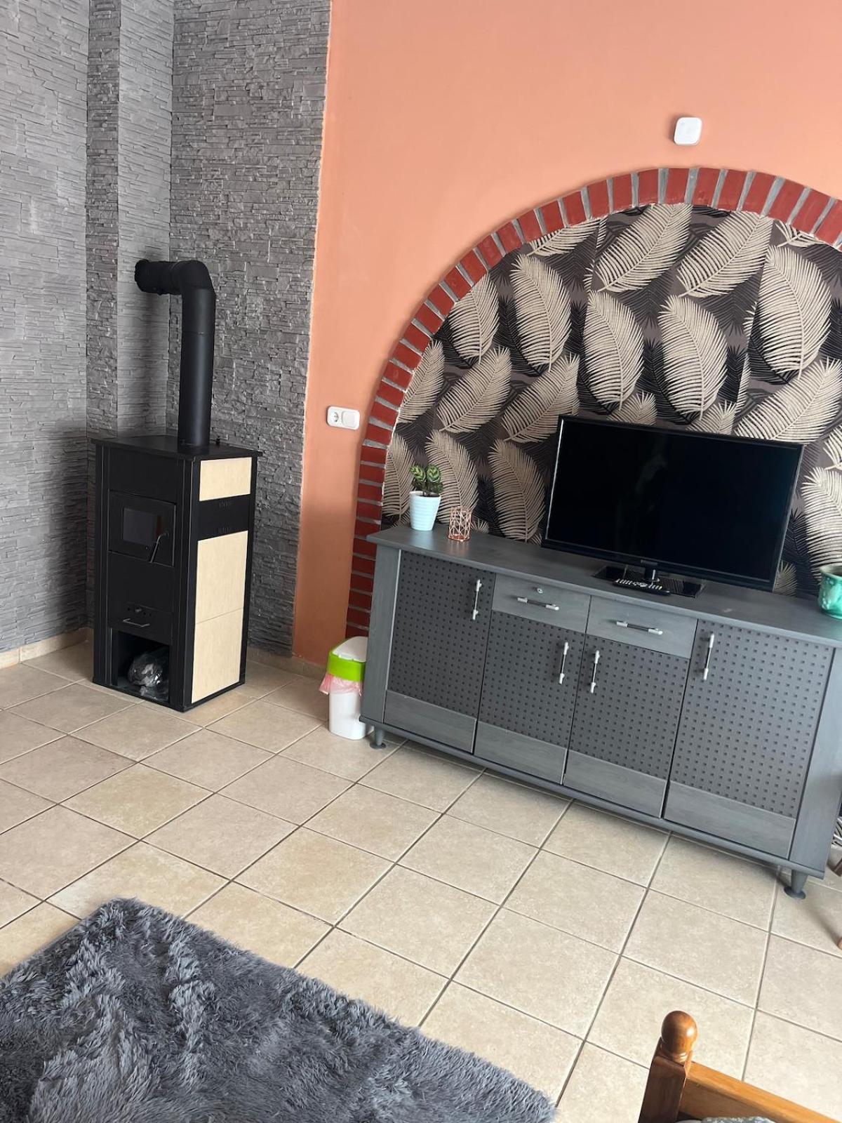 Tejfeles Vendeghaz Apartment Porva Ngoại thất bức ảnh