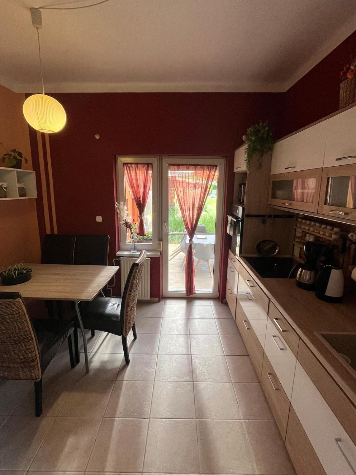 Tejfeles Vendeghaz Apartment Porva Ngoại thất bức ảnh