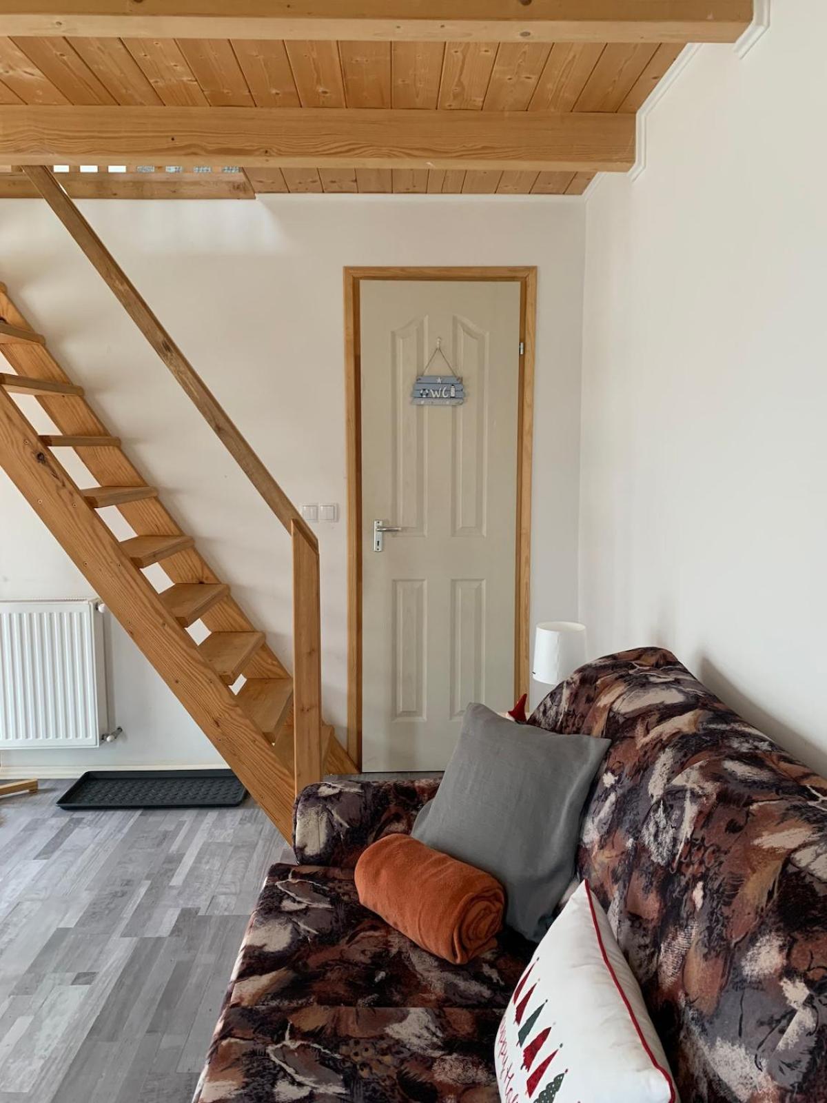 Tejfeles Vendeghaz Apartment Porva Ngoại thất bức ảnh